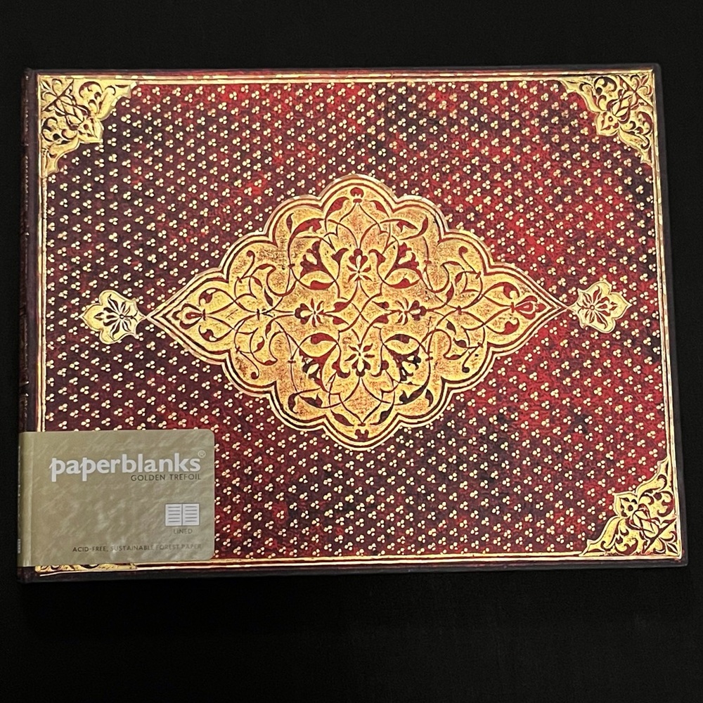 Paperblanks Golden Trefoil guestbook